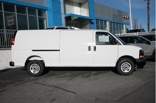 2025 GMC Savana 2500 Work Van