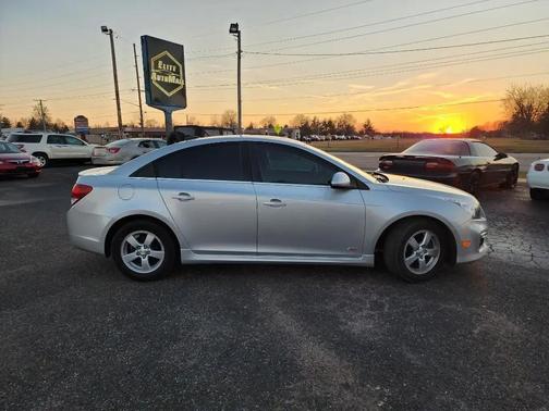 2015 Chevrolet Cruze 1LT