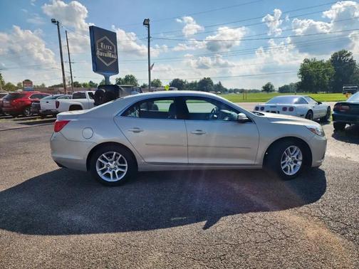 TAN 2013 Chevrolet Malibu