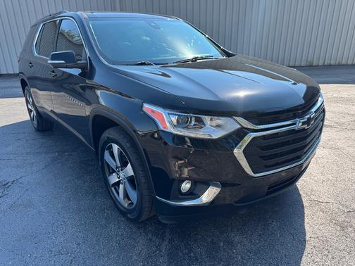 2021 Chevrolet Traverse LT Leather