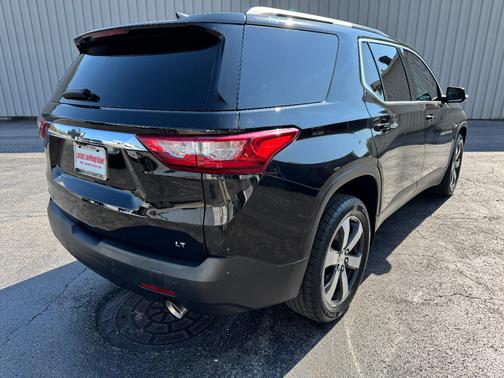 2021 Chevrolet Traverse LT Leather