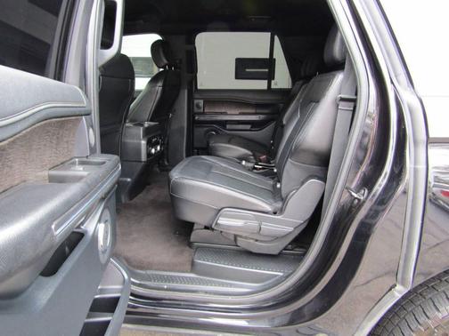 2020 Ford Expedition Limited 4x2 4dr SUV