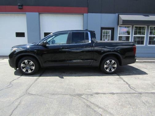 Black 2017 Honda Ridgeline RTL