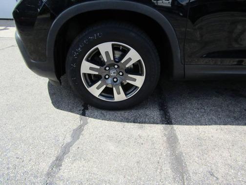 Black 2017 Honda Ridgeline RTL