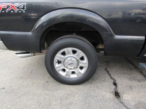 2015 Ford F-250 Lariat 4x4 4dr Crew Cab 6.8 ft. SB Pickup