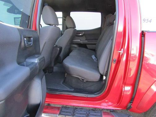 2018 Toyota Tacoma TRD Sport