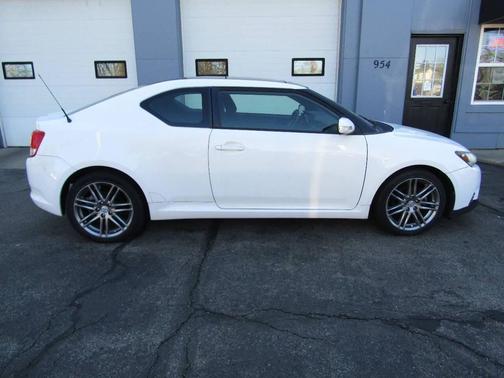 2013 Scion tC Base