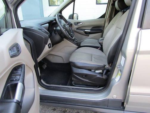 2016 Ford Transit Connect XLT w/Rear Liftgate
