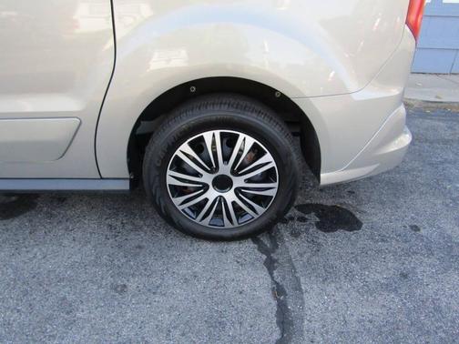 2016 Ford Transit Connect XLT w/Rear Liftgate