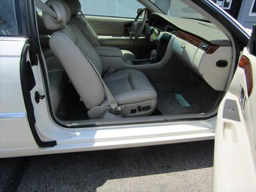 2001 Cadillac Eldorado ESC 2dr Coupe