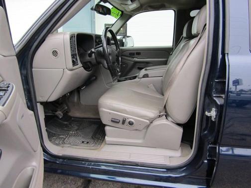 2005 GMC Sierra 3500 SLT Crew Cab