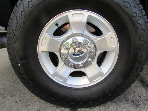 White 2016 Ford F-250 XLT