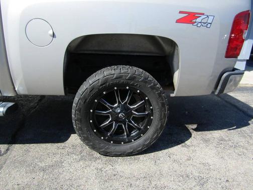 Gray 2008 Chevrolet Silverado 1500 LTZ Crew Cab
