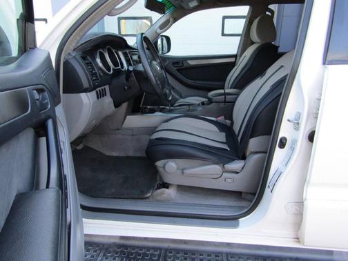 2004 Toyota 4Runner SR5