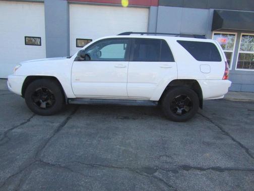 2004 Toyota 4Runner SR5