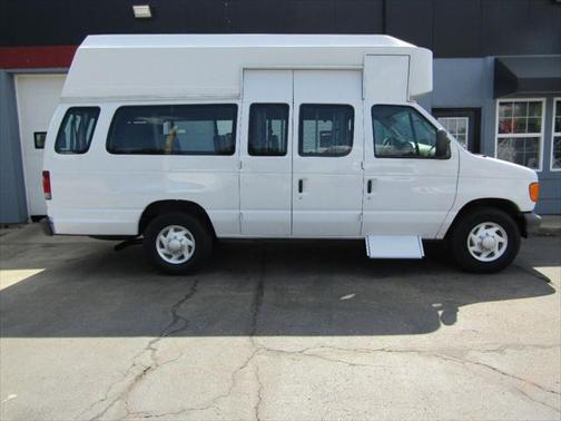 2007 Ford E350 Super Duty Cargo