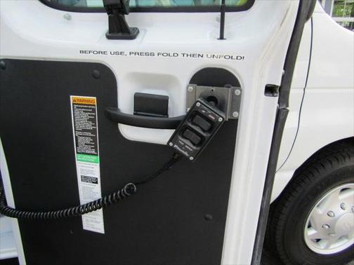 2007 Ford E350 Super Duty Cargo