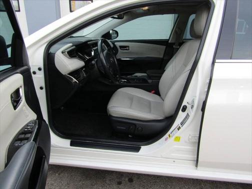2013 Toyota Avalon XLE