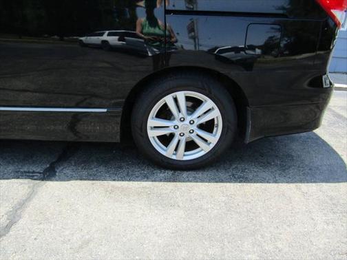 2015 Nissan Quest Platinum