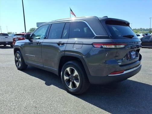 Gray 2024 Jeep Grand Cherokee 4xe Base