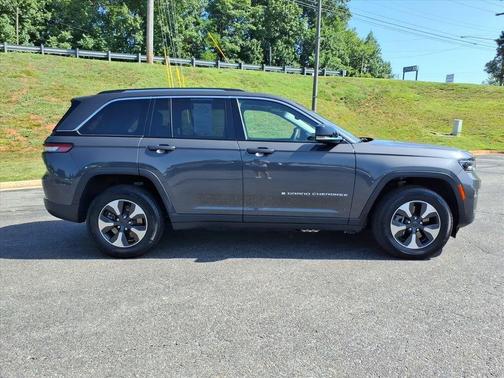 Gray 2024 Jeep Grand Cherokee 4xe Base