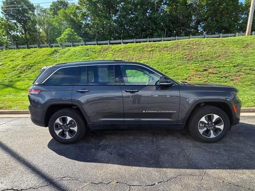 Gray 2024 Jeep Grand Cherokee 4xe Base