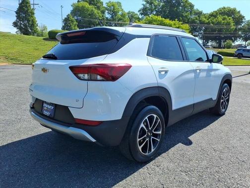 Summit White 2025 Chevrolet Trailblazer LT