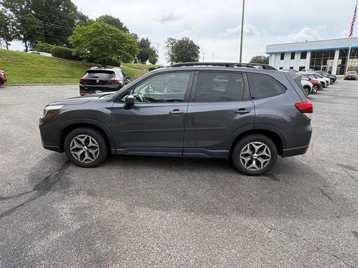Magnetite Gray Metallic 2020 Subaru Forester Premium