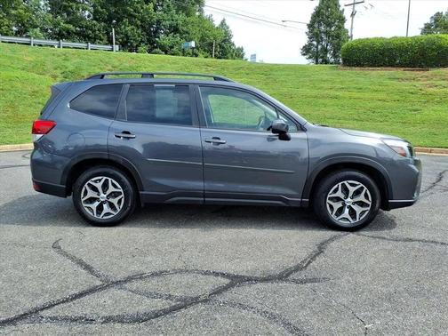 Magnetite Gray Metallic 2020 Subaru Forester Premium