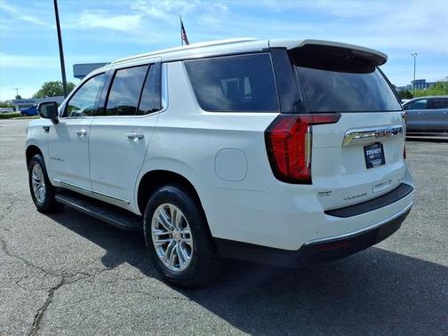 Summit White 2024 GMC Yukon SLT