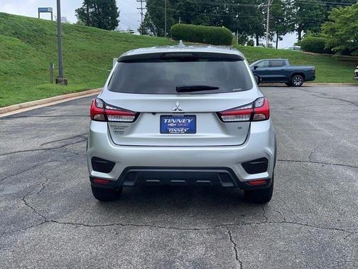 Alloy Silver Metallic 2021 Mitsubishi Outlander Sport ES