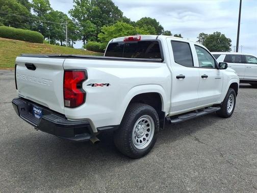 Summit White 2024 Chevrolet Colorado WT