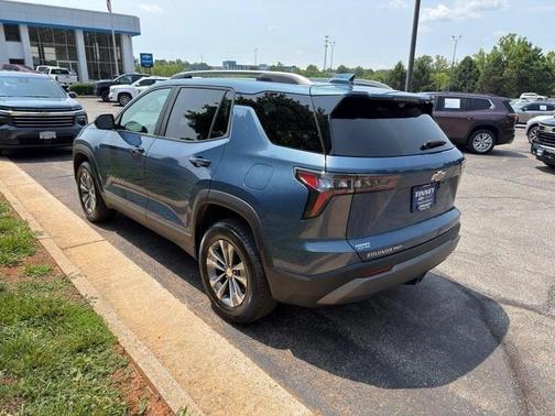 Lakeshore Blue Metallic 2025 Chevrolet Equinox LT