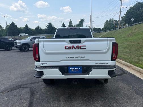White Frost Tri-Coat 2023 GMC Sierra 2500 Denali