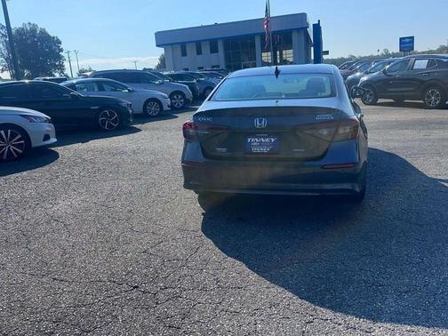 2025 Honda Civic Hybrid