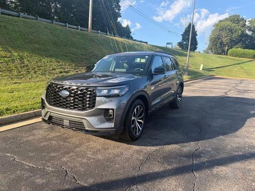 Gray 2025 Ford Explorer ST-Line