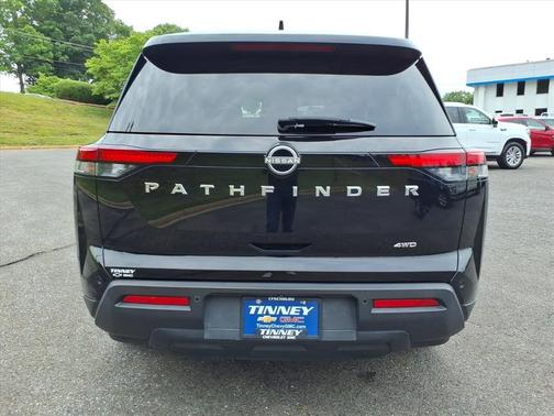 Black 2023 Nissan Pathfinder S