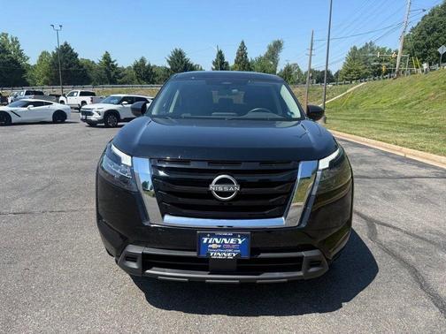 Black 2023 Nissan Pathfinder S