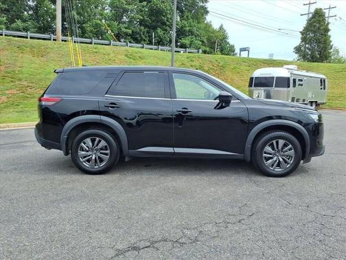 Black 2023 Nissan Pathfinder S