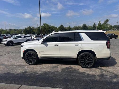 Iridescent Pearl Tricoat 2023 Chevrolet Tahoe High Country