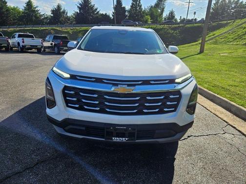 Summit White 2026 Chevrolet Equinox LT