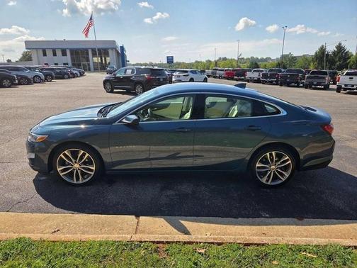 Lakeshore Blue Metallic 2024 Chevrolet Malibu 2LT