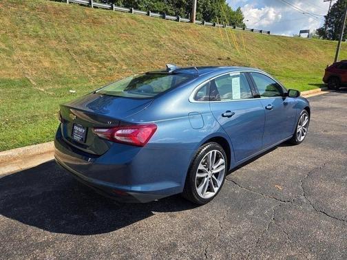 Lakeshore Blue Metallic 2024 Chevrolet Malibu 2LT