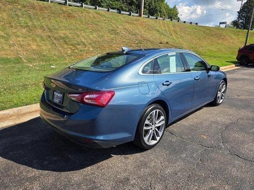 Lakeshore Blue Metallic 2024 Chevrolet Malibu 2LT