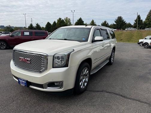 White Diamond Tri-Coat 2015 GMC Yukon XL Denali