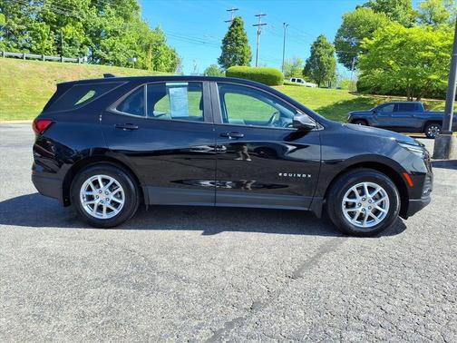 Mosaic Black Metallic 2024 Chevrolet Equinox LS