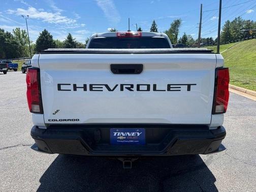 Summit White 2024 Chevrolet Colorado Trail Boss