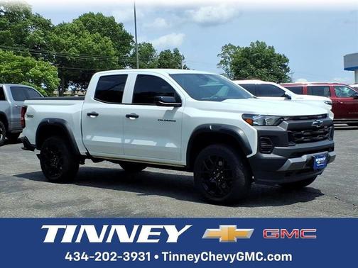 Summit White 2024 Chevrolet Colorado Trail Boss