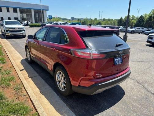 Red 2024 Ford Edge SEL