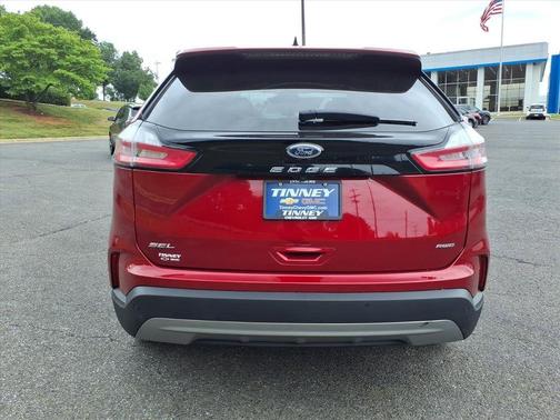 Red 2024 Ford Edge SEL